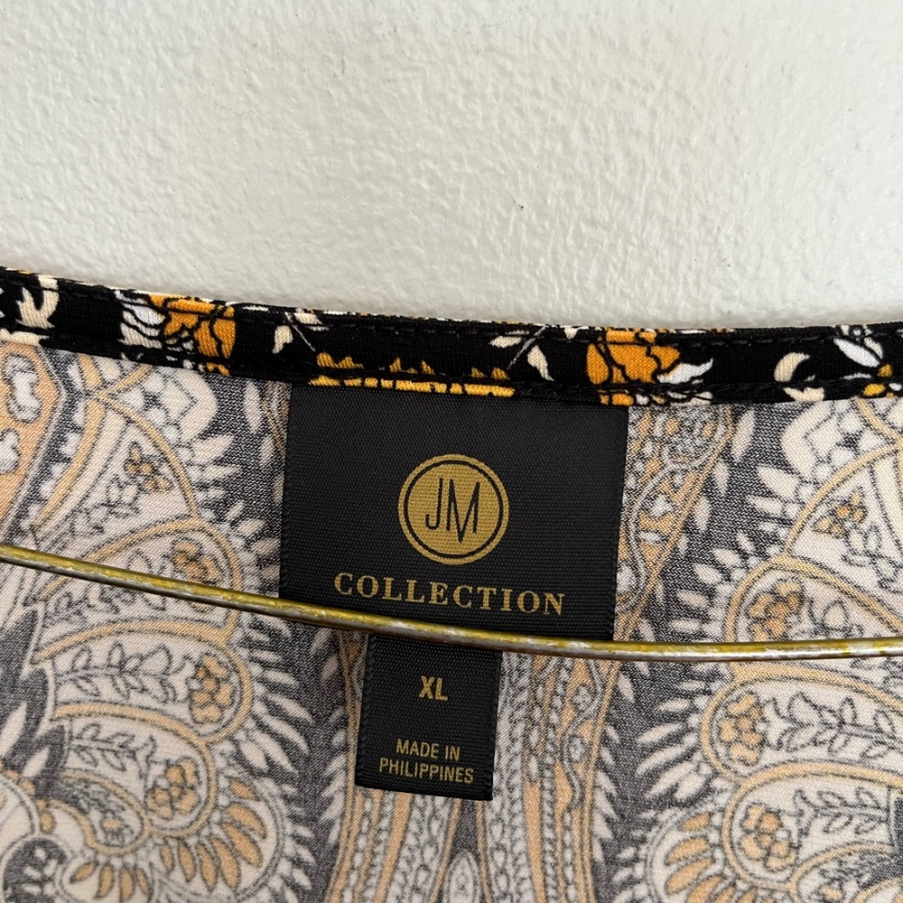 JM Collection Top - Picture 2 of 4